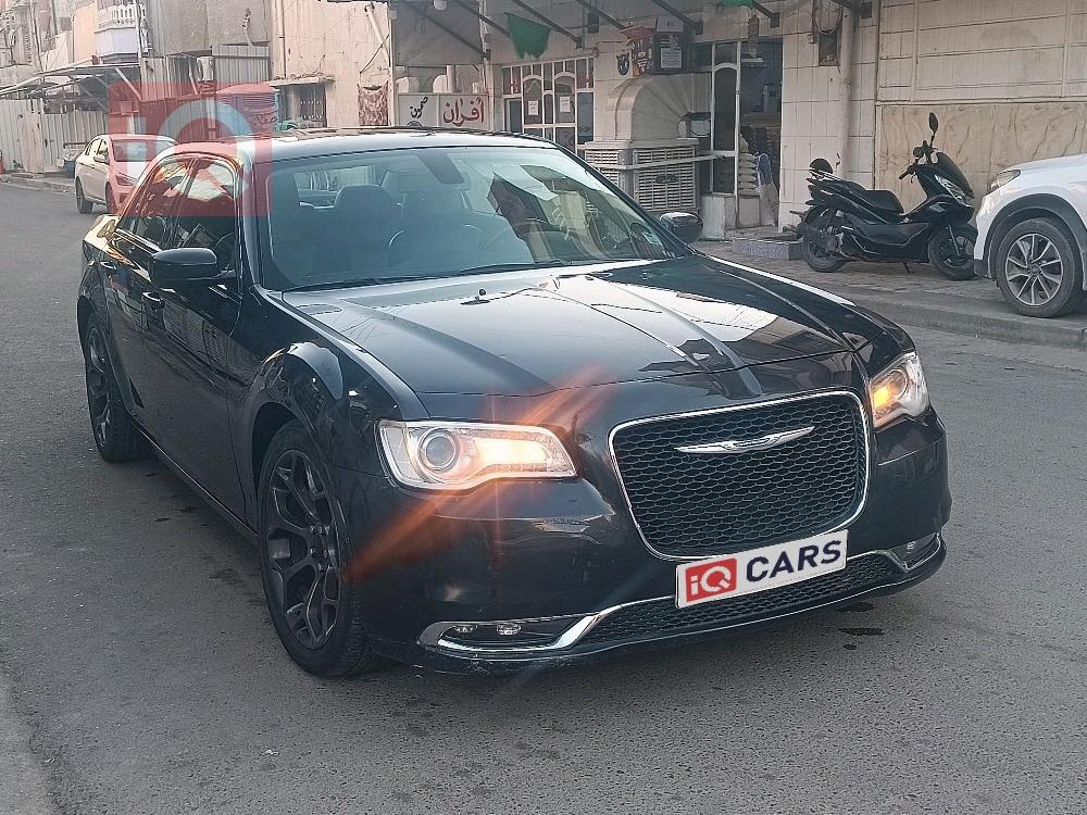 كرايسلر 300